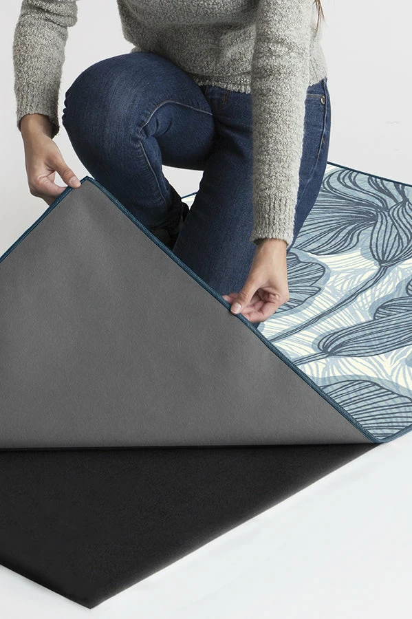 Budget ๐ Ruggable Carnation Lapis Rug โค๏ธ 6 Budget ๐ Ruggable Carnation Lapis Rug โค๏ธ - Image 6