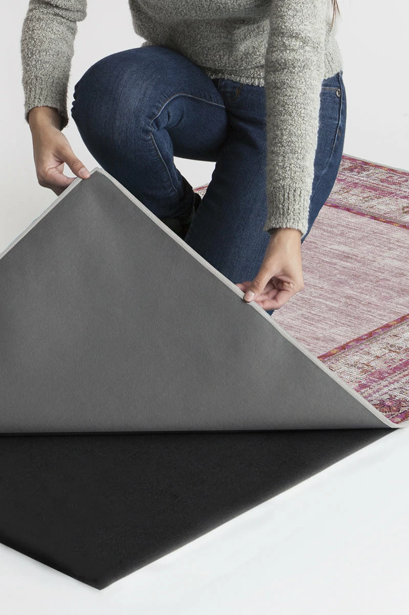 Best deal ๐งจ Ruggable Vintage Daisy Bordered Fuchsia Rug ๐ 2 Best deal ๐งจ Ruggable Vintage Daisy Bordered Fuchsia Rug ๐ - Image 2