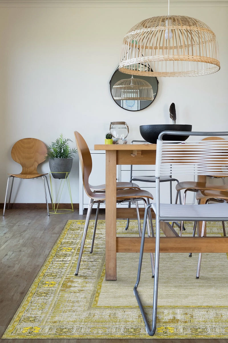 Deals โ๏ธ Ruggable Vintage Daisy Bordered Yellow Rug ๐งจ 4 Deals โ๏ธ Ruggable Vintage Daisy Bordered Yellow Rug ๐งจ - Image 4