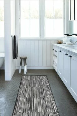 Brand new 🛒 Ruggable Caspian Stripe Black Rug 🎁 -Area Rugs Sales Store caspian stripe black C RC 0608 27 f0486320 9a85 4b68 8868 bf97c5713b39