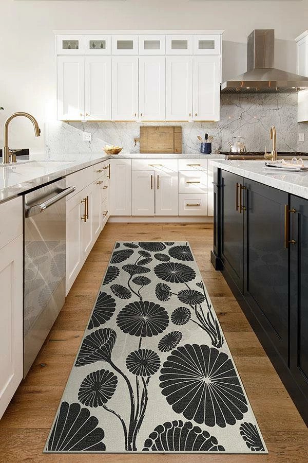 Hot Sale ⭐ Ruggable Cynthia Rowley Pompom Black & White Rug 🎉 8 Hot Sale ⭐ Ruggable Cynthia Rowley Pompom Black & White Rug 🎉 - Image 8