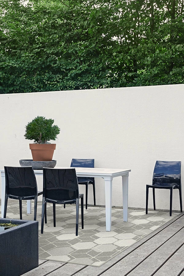 Cheap 🎉 Ruggable Outdoor Honeycomb Grey Rug 👏 4 Cheap 🎉 Ruggable Outdoor Honeycomb Grey Rug 👏 - Image 4