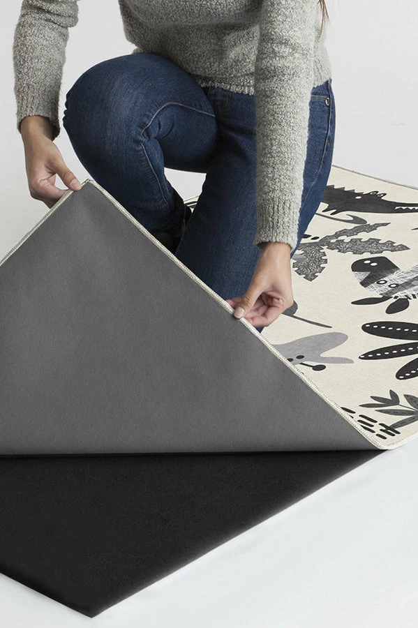 Budget ๐ Ruggable Jungle Safari Black & White Rug ๐ 2 Budget ๐ Ruggable Jungle Safari Black & White Rug ๐ - Image 2