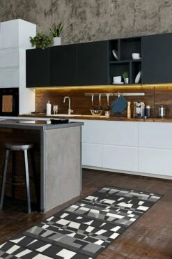 Cheapest 😀 Ruggable Marvel Logo Black & White Rug 💯 -Area Rugs Sales Store marvel logo black white C RC MV003 27